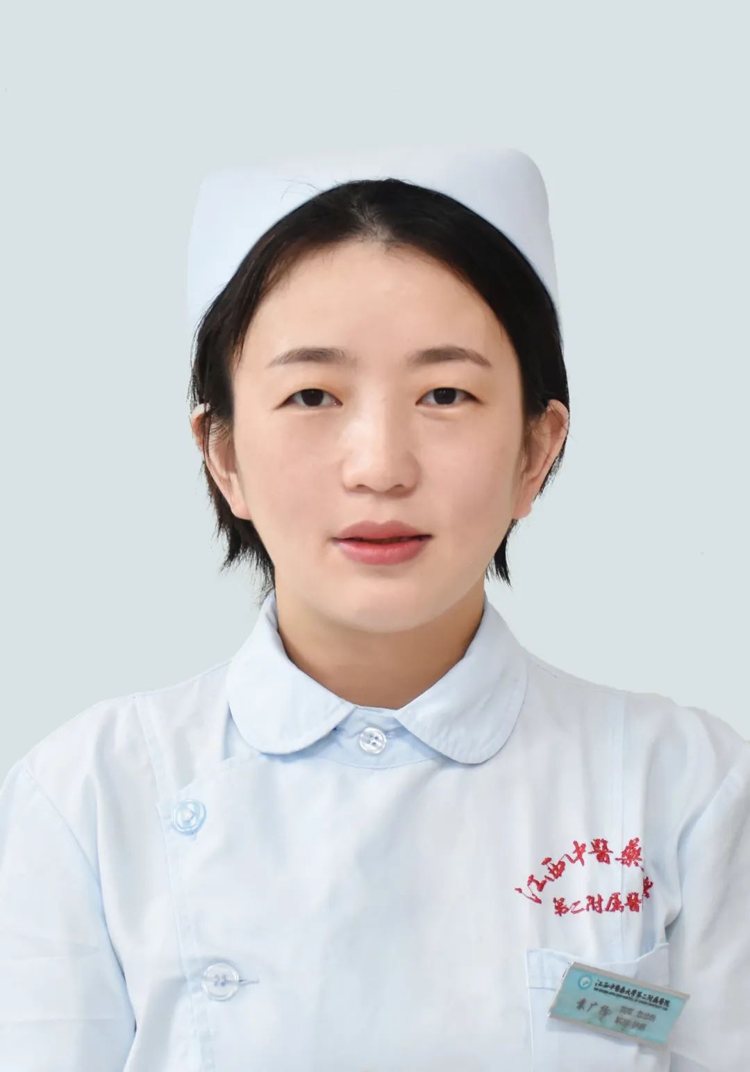 姓名:袁广芬 职称:护师.jpg 图片