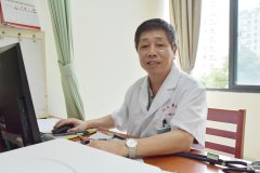 心血管内科     赵国荣